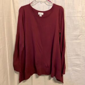 Jacqueline Smith medium oversized pull over sweater
